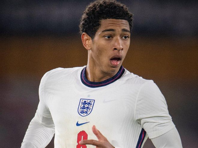 比肩大O！康宁汉姆成为第二位连赢6场&至少25分10助攻的球员