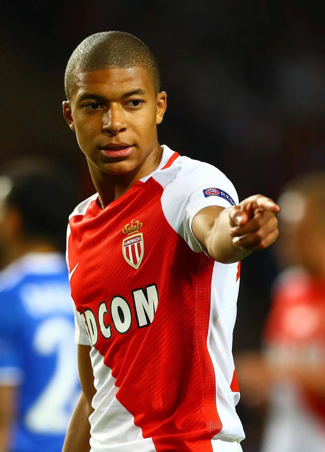 五连胜！中国冰壶男队“壶”力全开 锁定前三剑指米兰冬奥