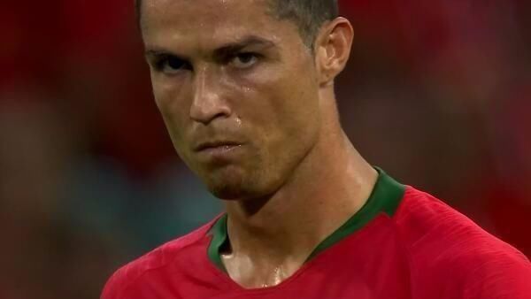 频繁使用挥舞魔杖的庆祝动作，土耳其前锋被华纳兄弟起诉