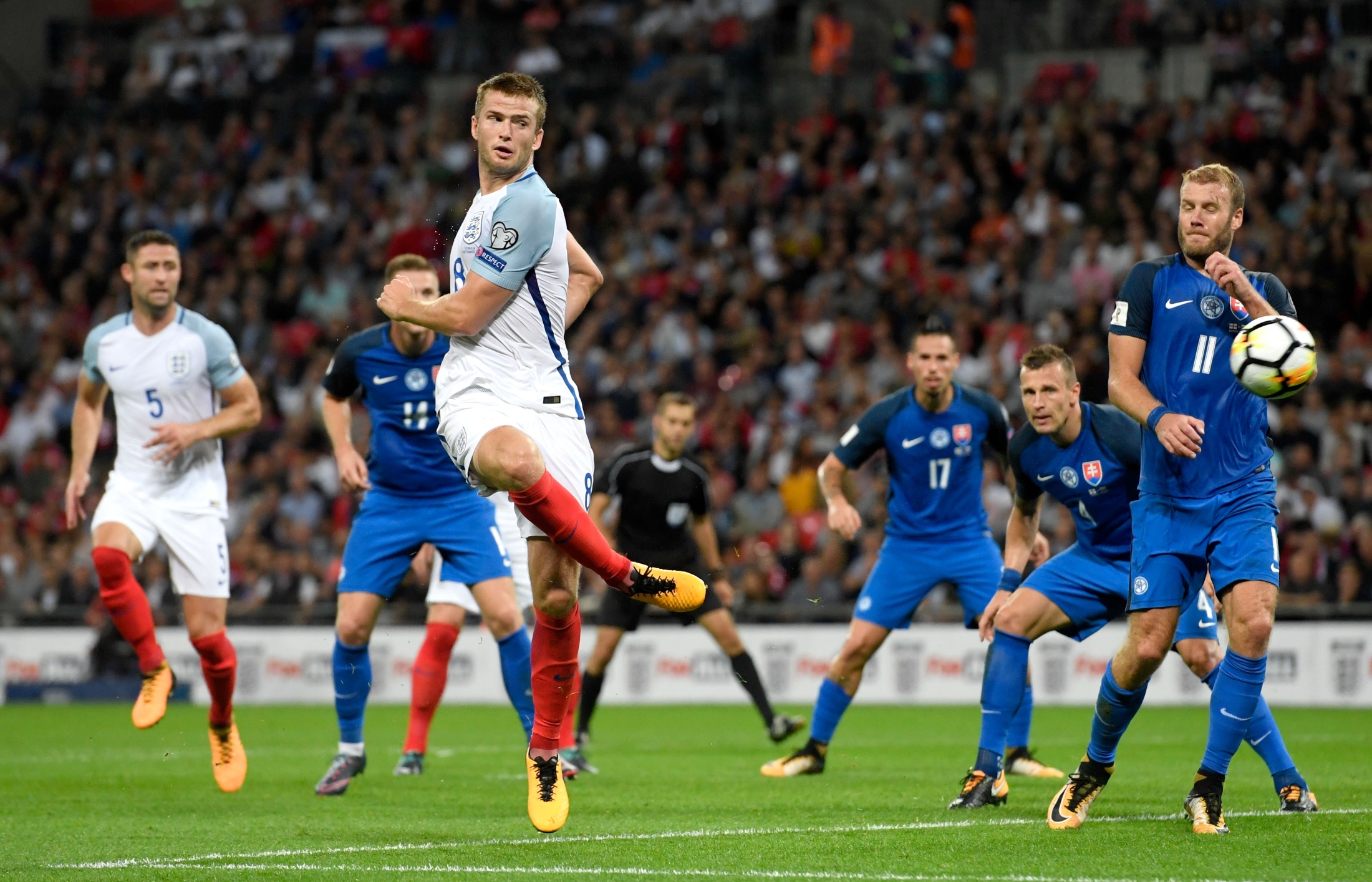 击剑冠军黄芊芊预祝2025海丝国际文旅节成功