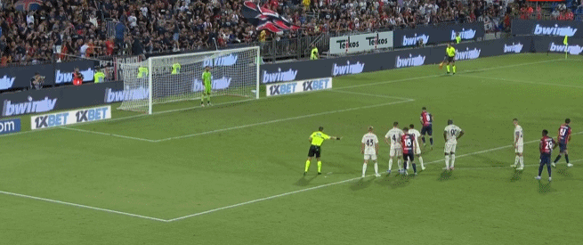 马内：范加尔在曼联想签我但没承诺出场时间，渣叔给了我承诺