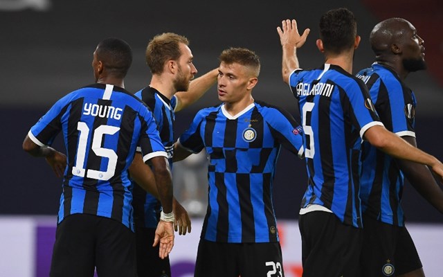 记者：拜仁即将签下17岁的厄瓜多尔中卫奥拉亚