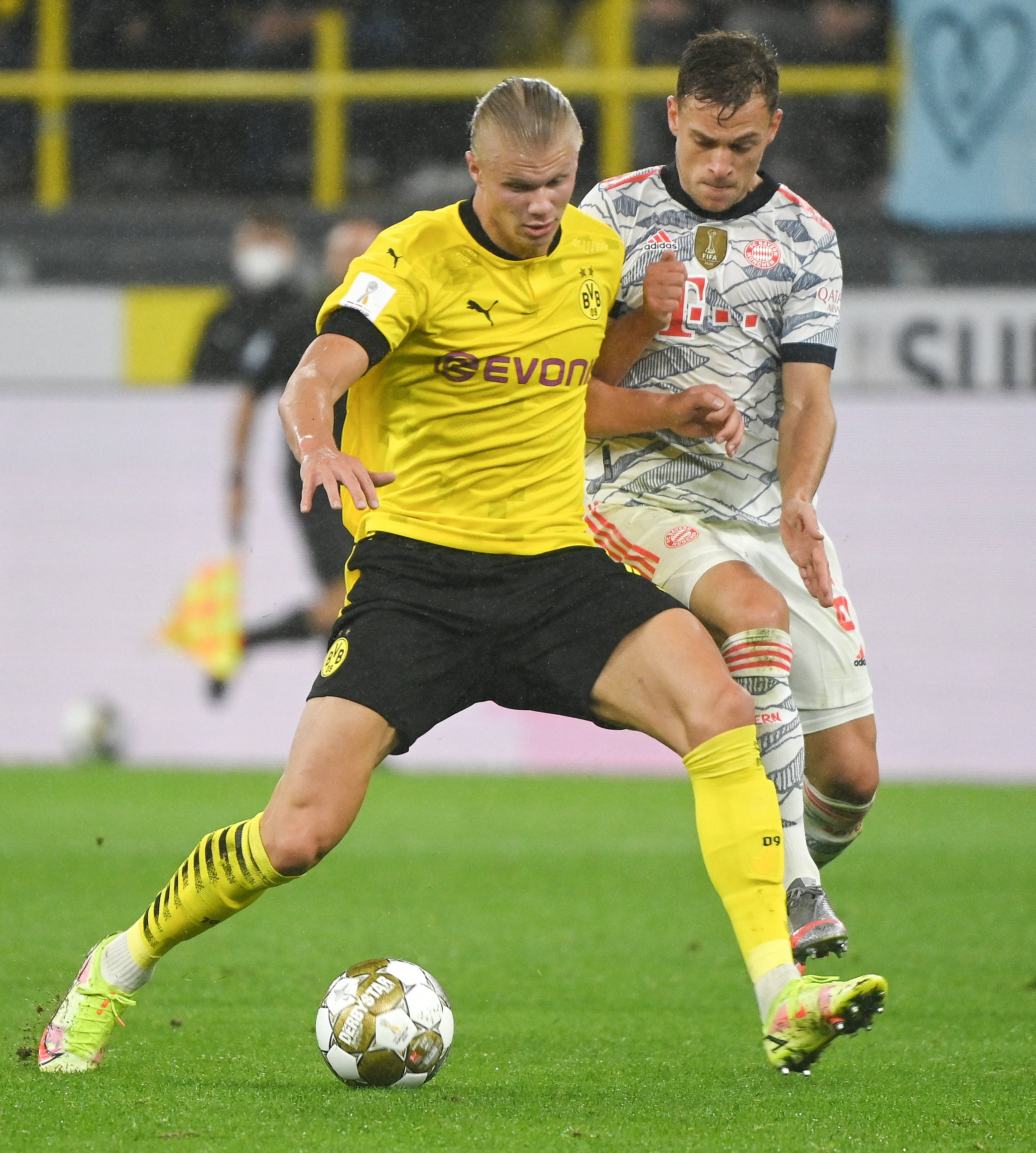 创造历史！弗拉格成为NBA历史上单场助攻上双最年轻的球员