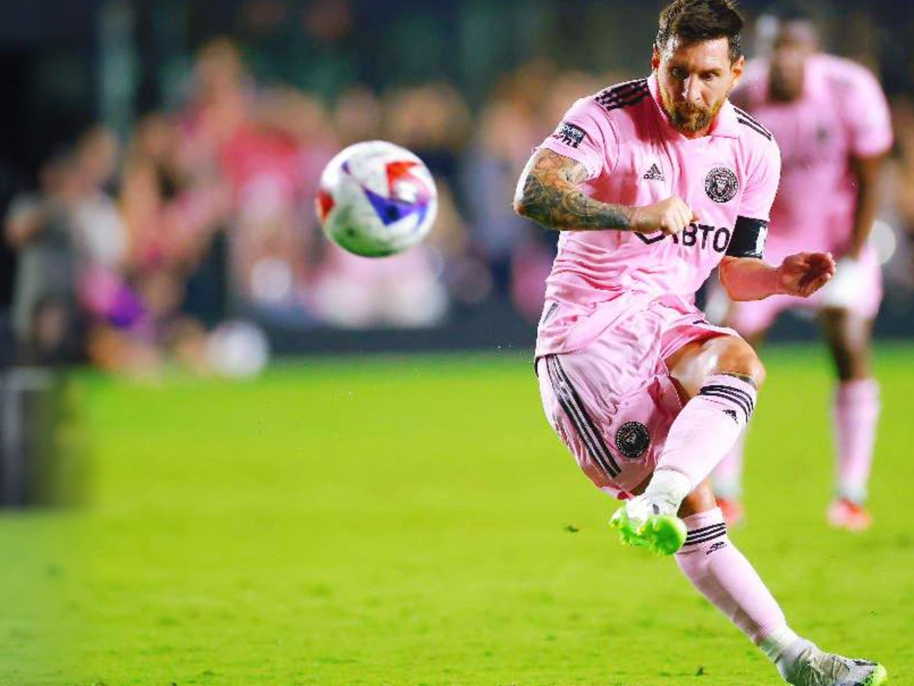 弗里克：我们不关注皇马，明天踢法兰克福的比赛才是最重要的