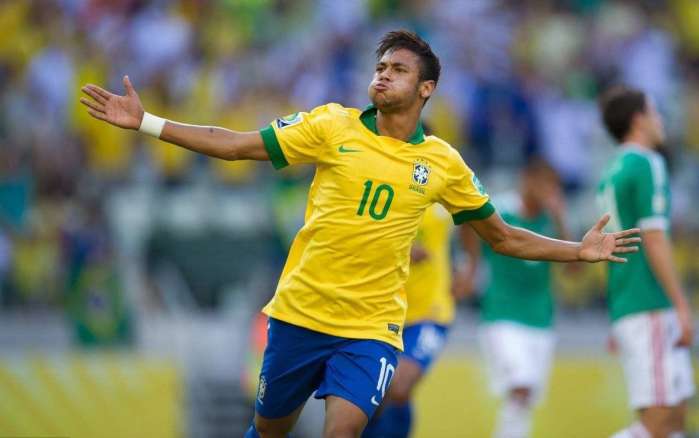 追梦：很多球员打勇士时就像在打总决赛，所以总有人爆发