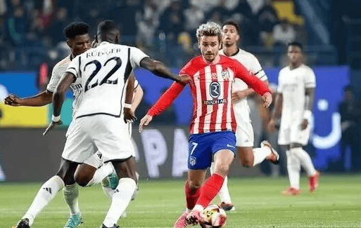 半场战报：葡萄牙体育2-0布鲁日，路易斯-苏亚雷斯传射